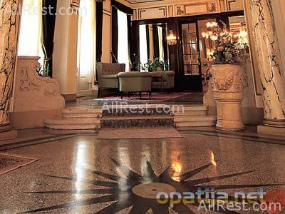 Palace-Bellevue Hotel 8